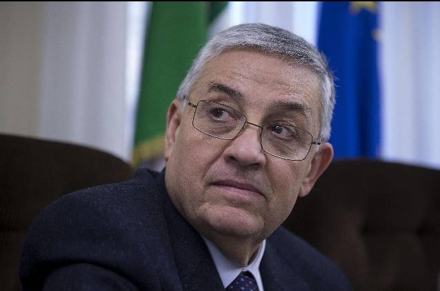 Il procuratore capo Pignatone: “A Roma i clan ci sono” Il procuratore capo Pignatone: “A Roma i clan ci sono”