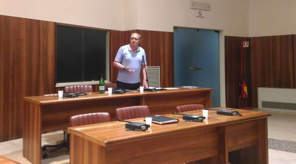 Teatro Gesualdo – Preziosi: “Serve chiarezza”. Foti: “Non so come finirà” Teatro Gesualdo – Preziosi: “Serve chiarezza”. Foti: “Non so come finirà”