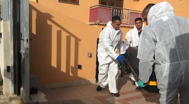 Omicidio-suicidio nel Veneziano: uomo spara la moglie e poi si toglie la vita Omicidio-suicidio nel Veneziano: uomo spara la moglie e poi si toglie la vita