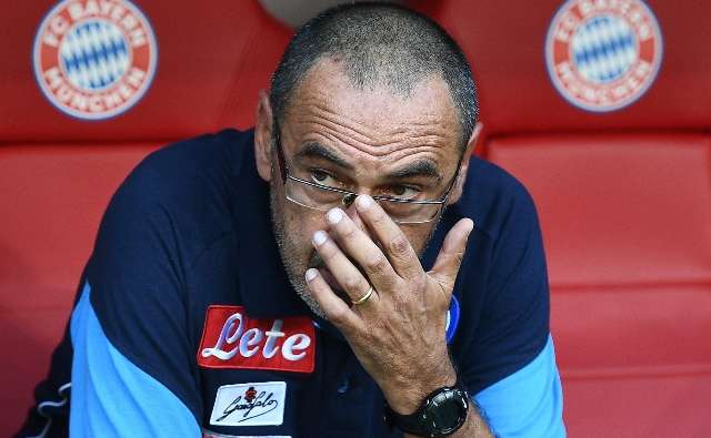 Sarri, Milik e il contratto: “Solo un fattore mi spingerà a rimanere al Napoli” Sarri, Milik e il contratto: “Solo un fattore mi spingerà a rimanere al Napoli”
