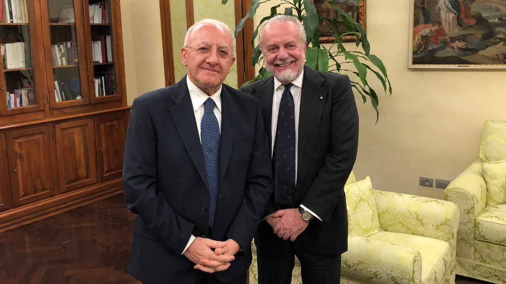 Napoli, scintille de Magistris-De Luca. Il sindaco: Meglio poveri ma onesti Napoli, scintille de Magistris-De Luca. Il sindaco: Meglio poveri ma onesti