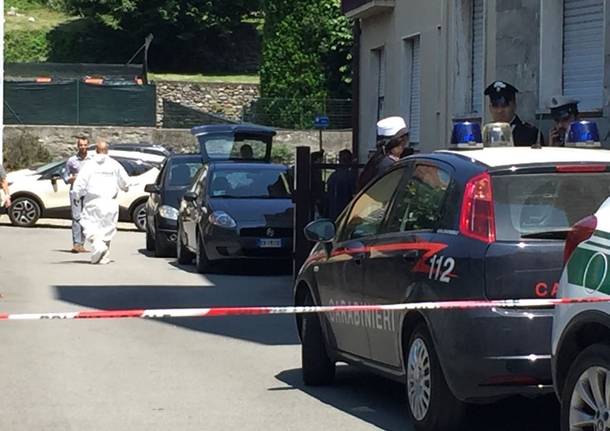 Scoperta choc, coppia di anziani morta in auto Scoperta choc, coppia di anziani morta in auto