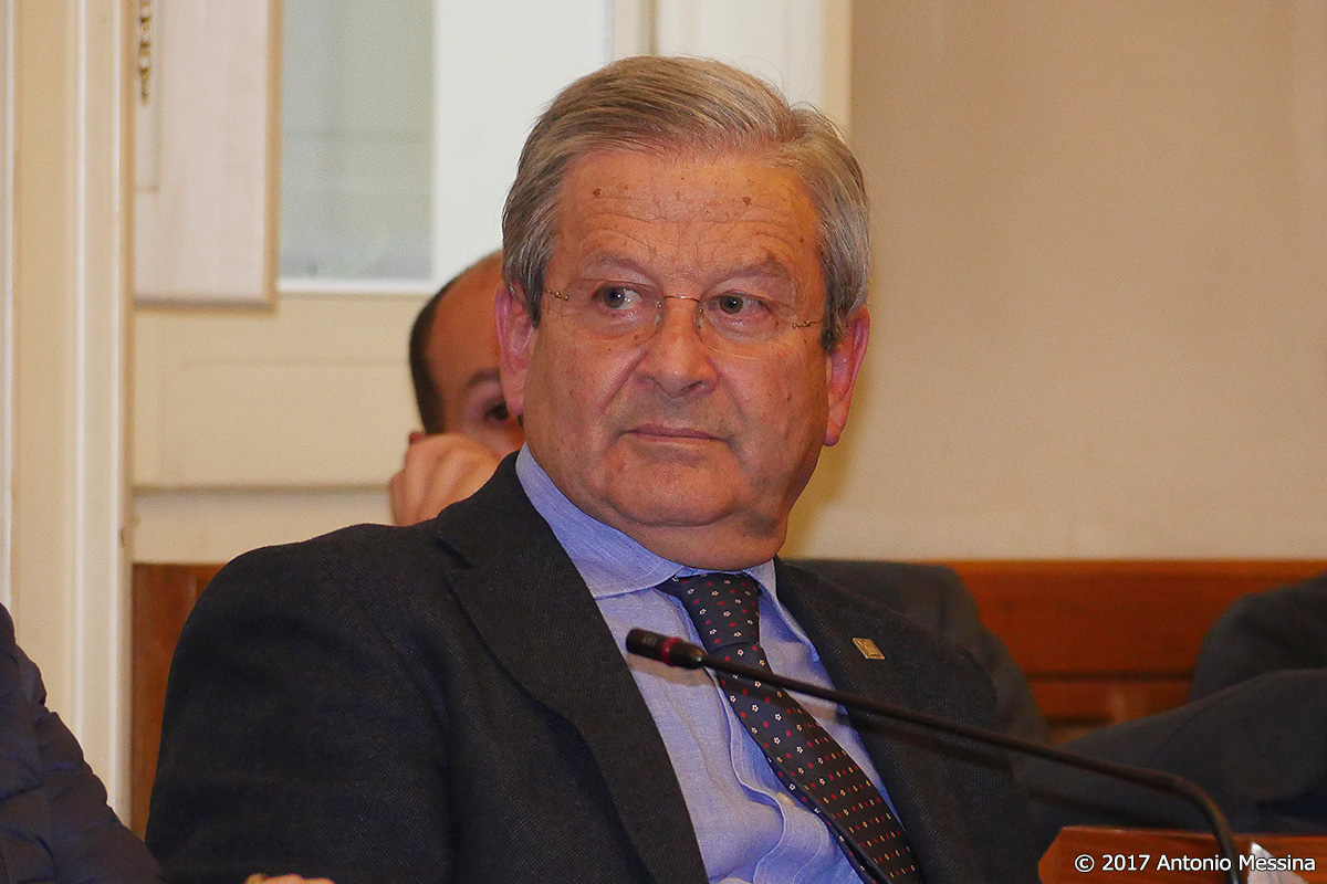 floriano panza sindaco guardia sanframondi