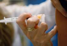 Flop vaccini a Mugnano, solo 43 dosi su 250 convocati