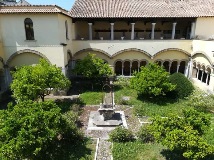 chiostro di santa sofia