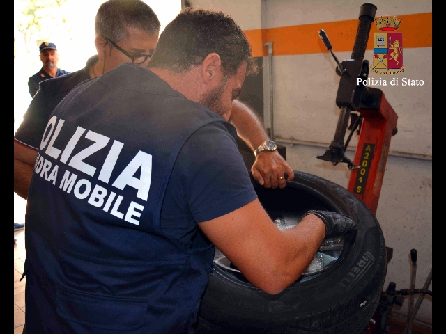 Polizia squadra mobile