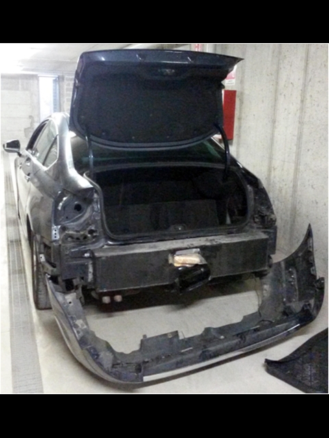 automobile vandalizzata