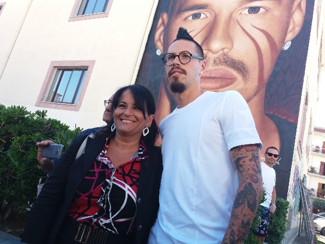 Hamsik murales