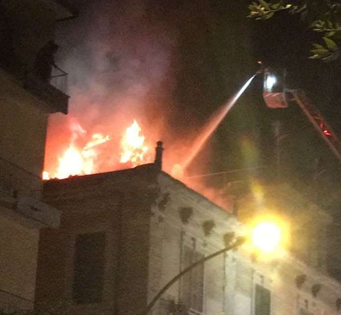 Incendio palazzo Benevento 3