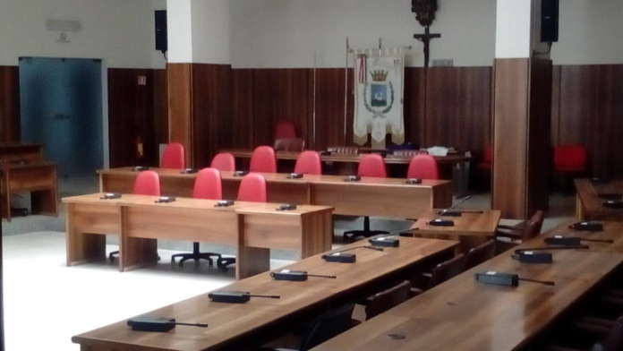 aula consiliare Avellino 2