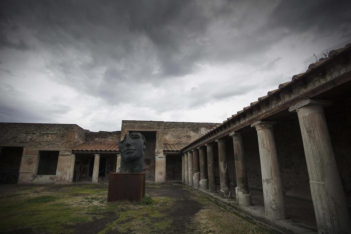 Le sculture di Igor Mitoraj negli scavi di Pompei