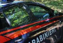 Tenta di incendiare una chiesa, ricoverato un 27enne