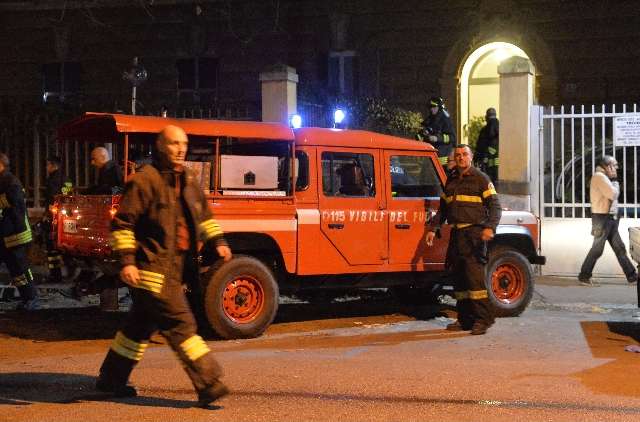 vigili del fuoco esplosione
