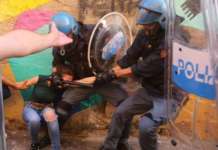 Tafferugli in pieno centro a Bologna per sgombero ex caserma