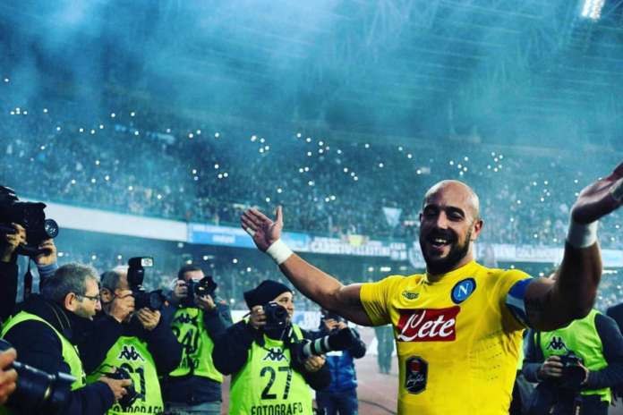 reina-curva