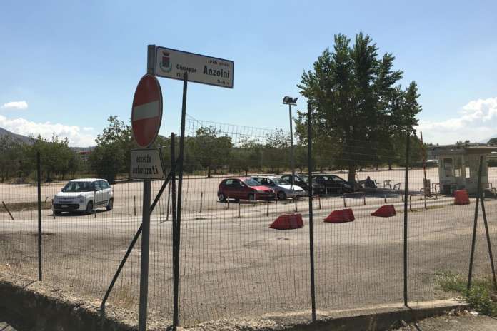 Parcheggio ospedale chiuso