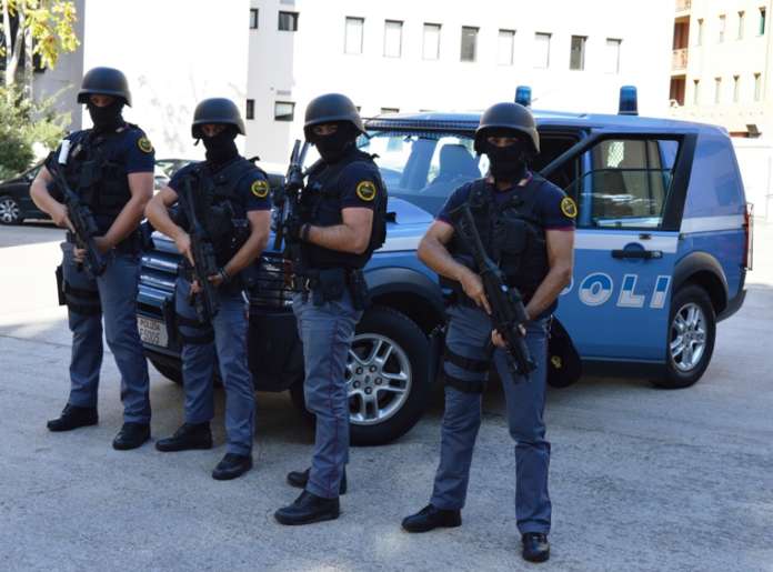 Polizia_Uopi