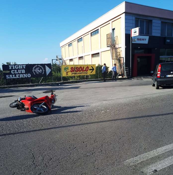 Salerno incidente scooter