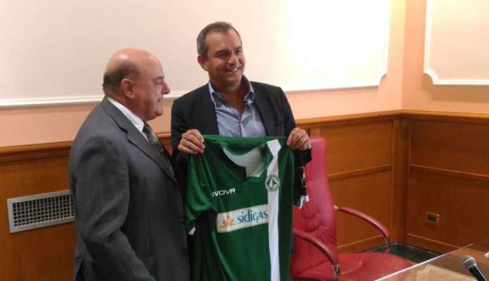 avellino, de magistris 01