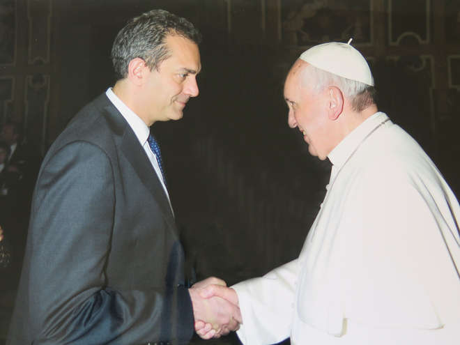 de Magistris e papa francesco