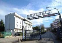 Tenta di aggredire un sanitario e rompe il vetro del Pronto Soccorso