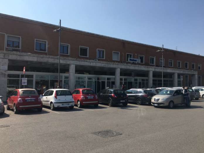 stazione caserta
