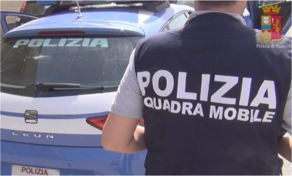 Agenti Squadra Mobile