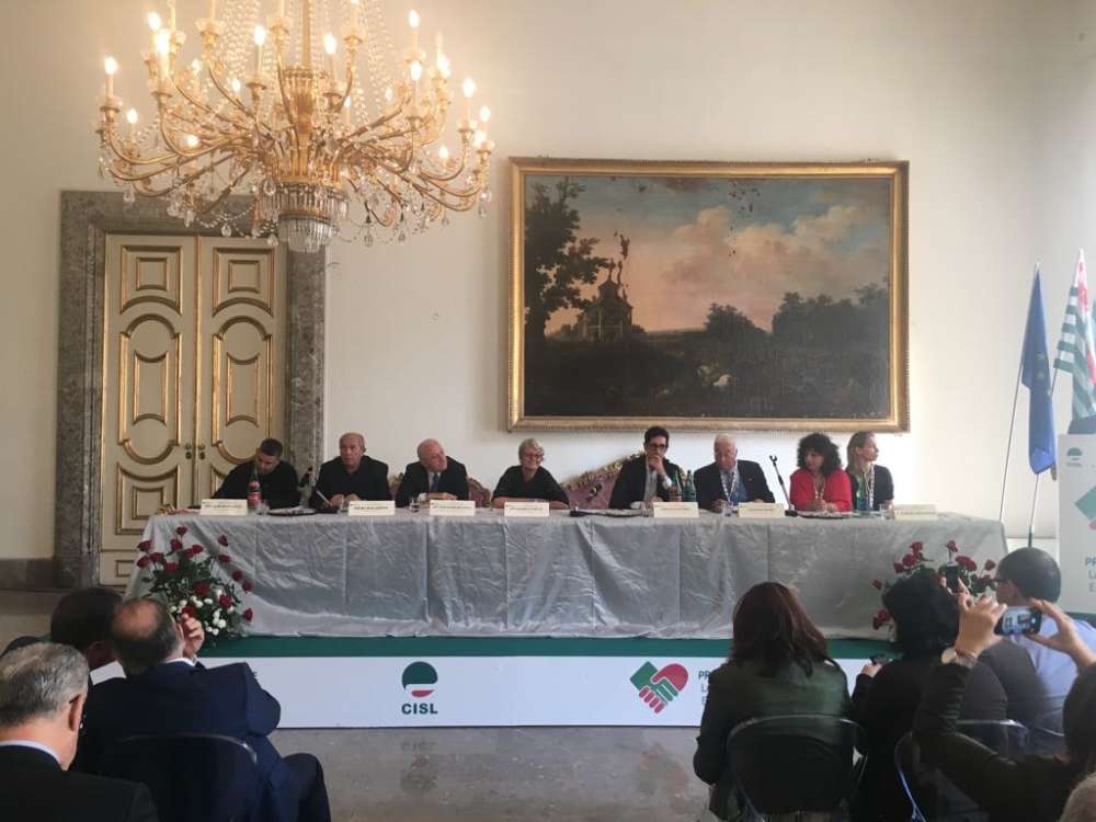 Annamaria Furlan (al centro) al Congresso Regionale della Cisl