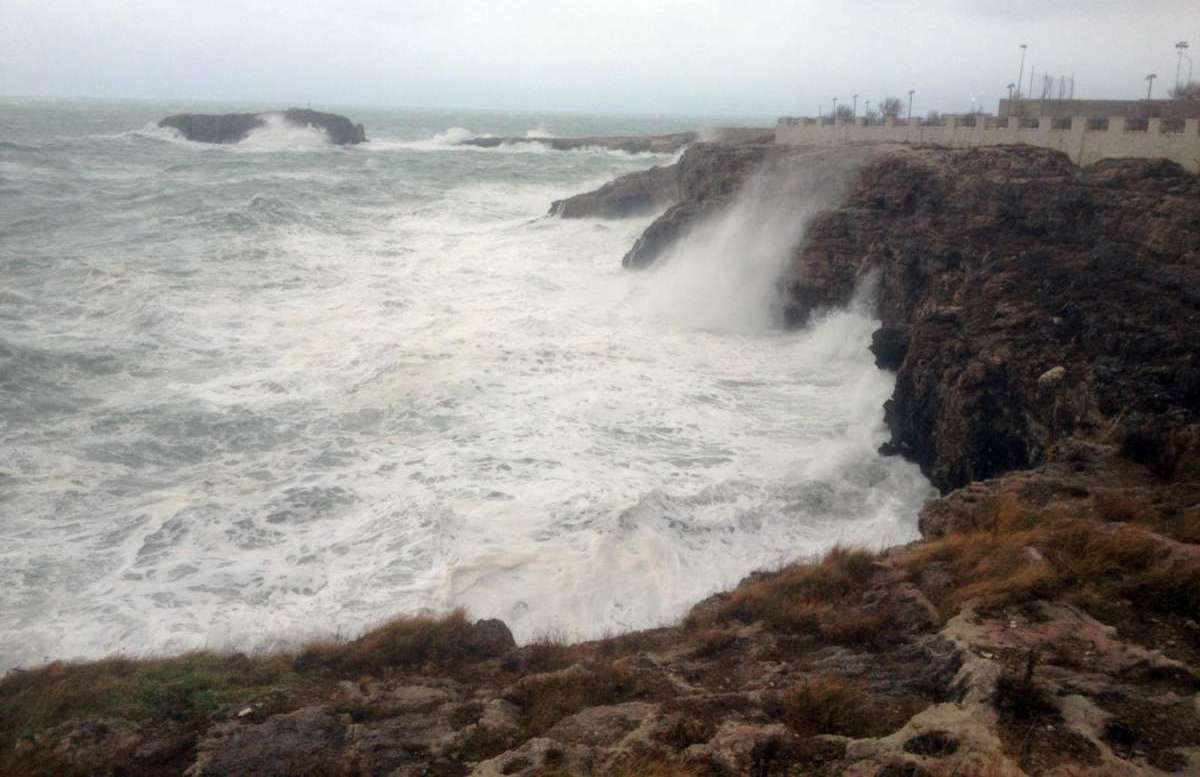 Maltempo: vento e neve in Puglia, 'spruzzata' anche a Lecce