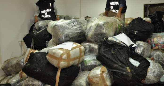 Sequestro stupefacenti Bari