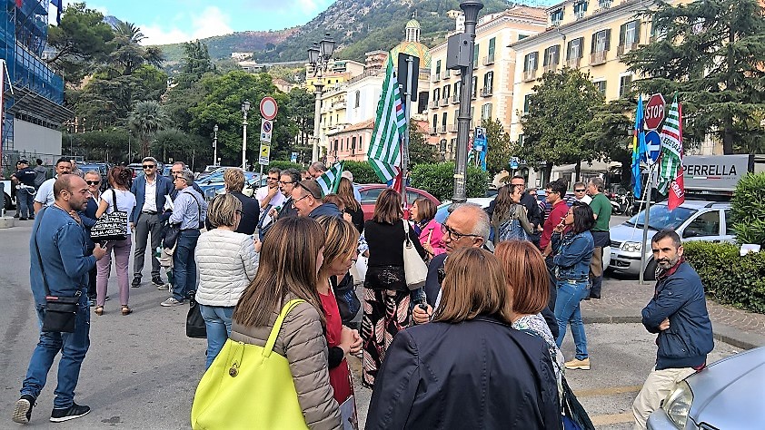 Siopero dipendenti Provincia Salerno