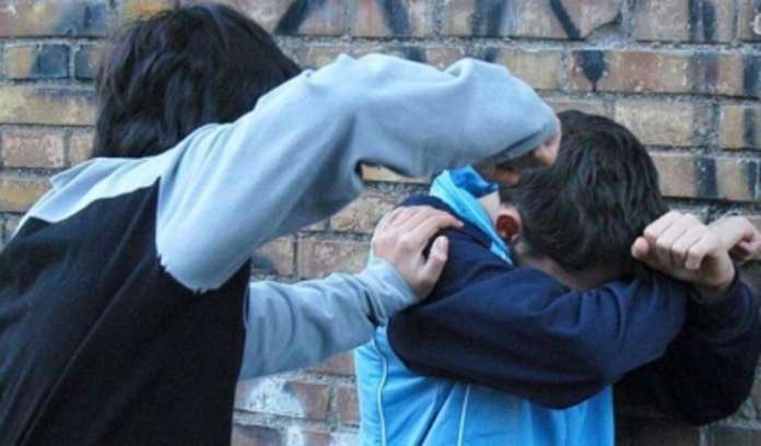 aggressione scuola