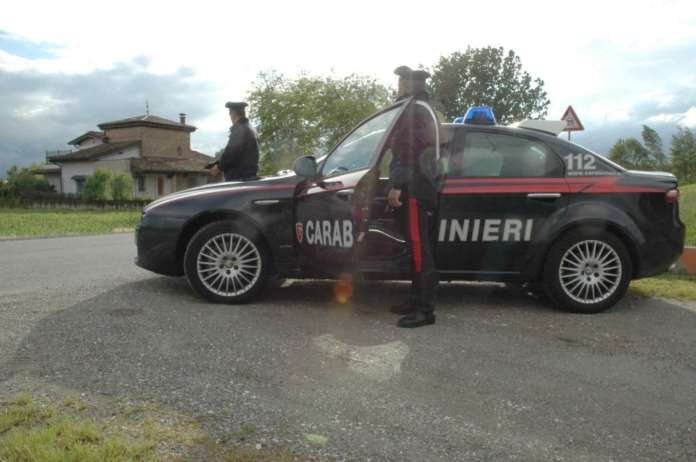 Carabinieri: gazzella dei militari della compagnia di Cles, in Trentino