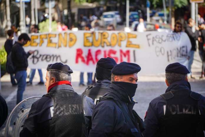 Tensioni tra esponenti Fdi-An e centri sociali a Napoli