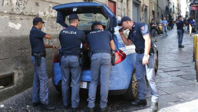 polizia00108