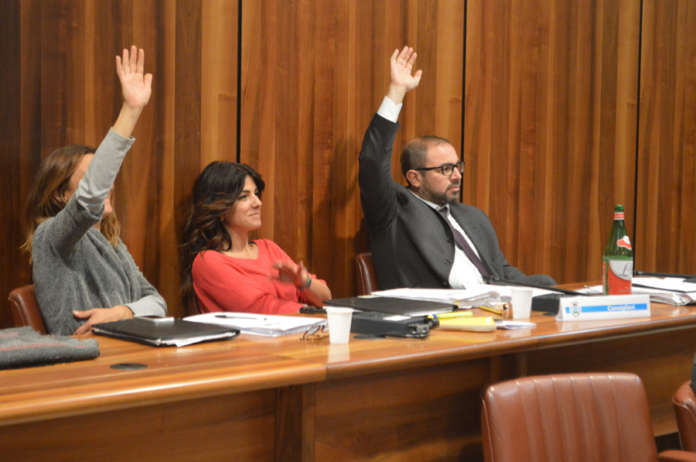 6 opposizione consiglio