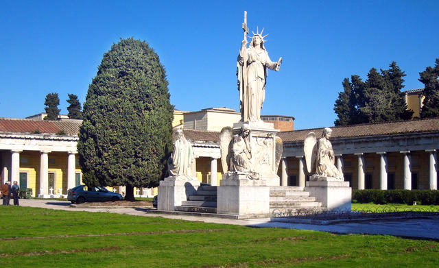 Cimitero-monumentale-di-poggioreale