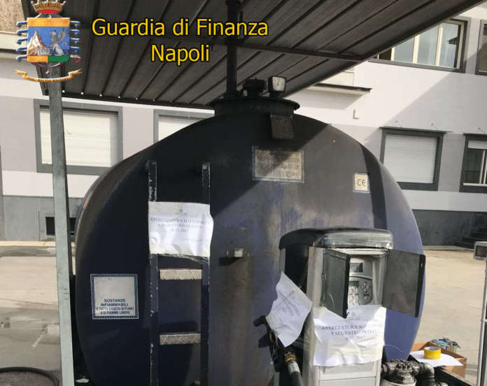Cisterna carburante Napoli