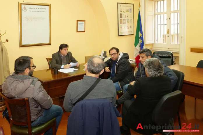 Grillini con De Minico