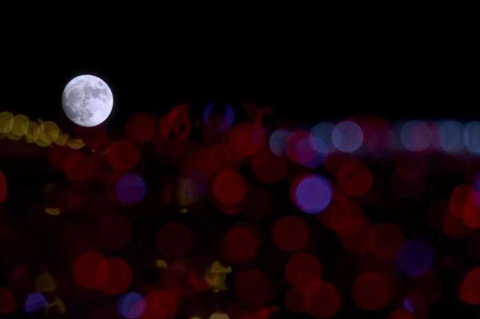 Conto alla rovescia per la terza e ultima Superluna del 2016