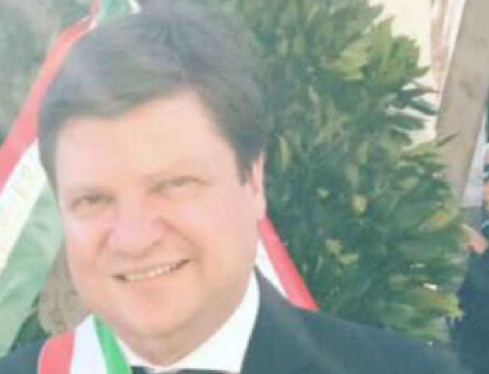 Il sindaco di Casapesenna Marcello De Rosa