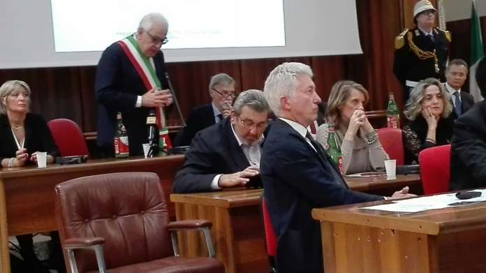 consiglio comunale delrio