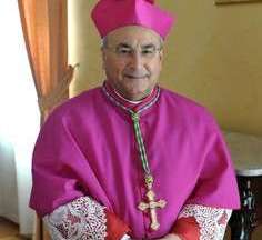 vescovo di Caserta