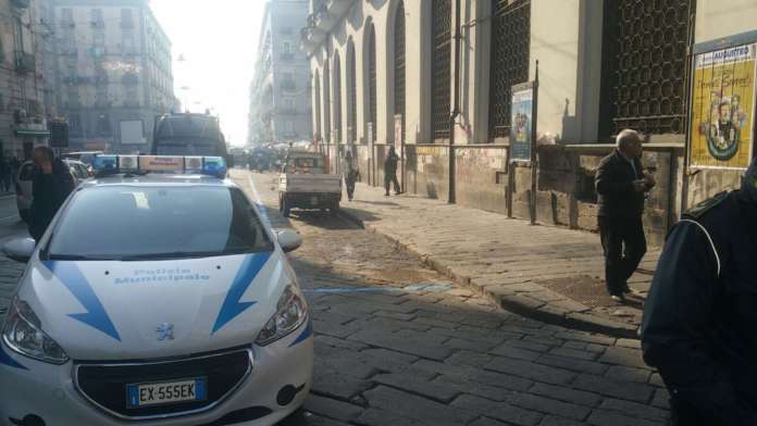 blitz napoli corso garibaldi