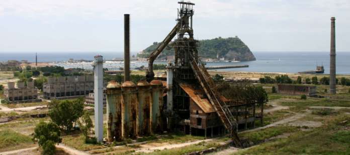 Bagnoli-ex-Italsider-Altoforno-panoramica-di-Bagnolifutura