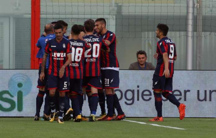 Soccer: Serie A; Crotone-Fiorentina
