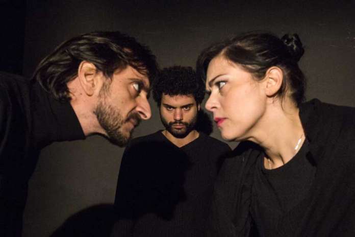 ORDINARIA_VIOLENZA_una_scena_(ph_Renato_Esposito)_02