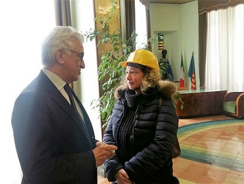 Sindaco lavoratrice