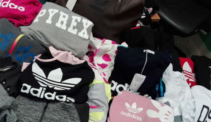 abbigliamento contraffatto