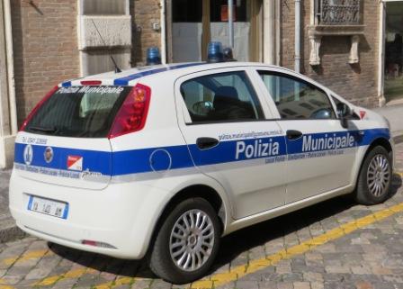 auto Polizia Municipale